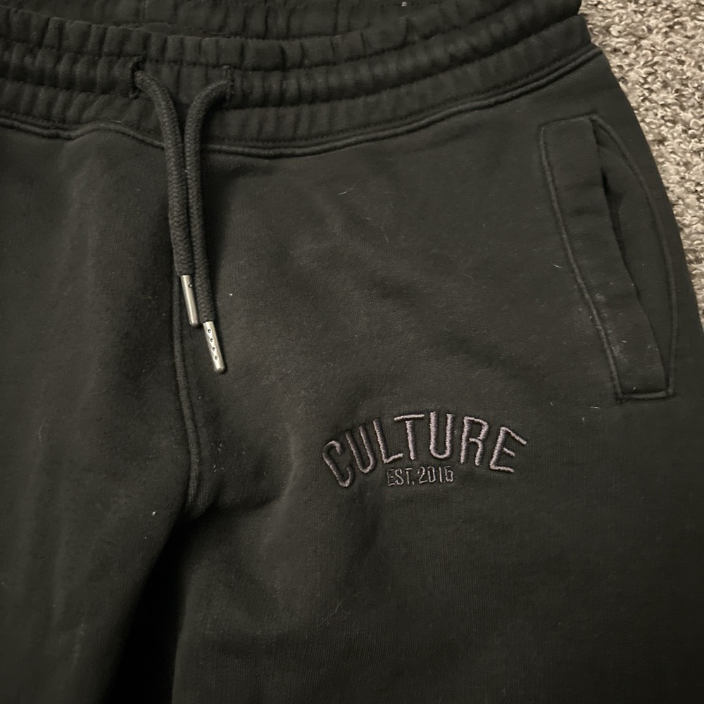 medium for the culture clothing sweatpants